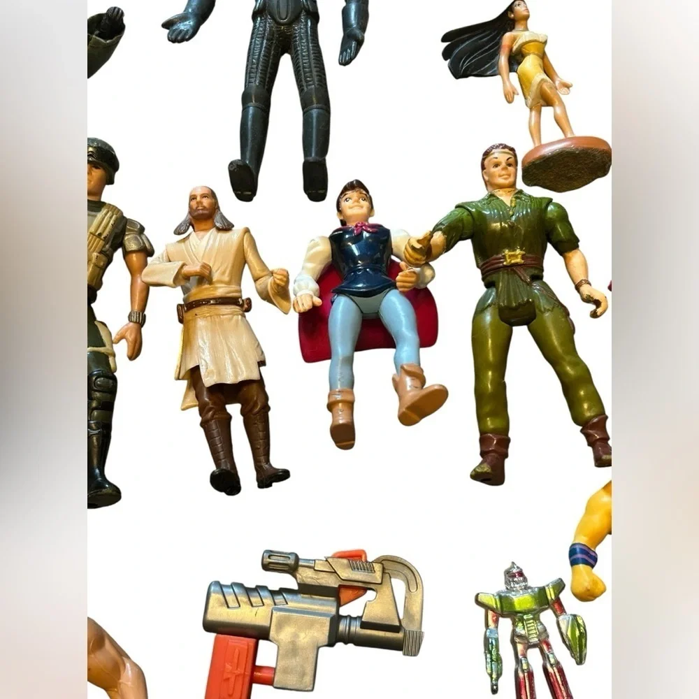 Lot of Vintage Action Figures As Is G.I. Joe Peter Pan, Power Ranger, Star Wars - Picture 5 of 10